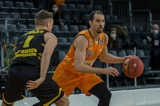 无疑也得益 无疑也得益