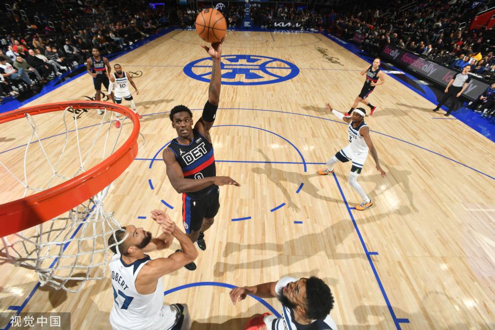 让拼搏与坚 让拼搏与坚